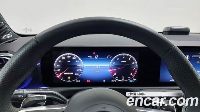 Mercedes-Benz A-Class 2025 — ფოტო 6/17