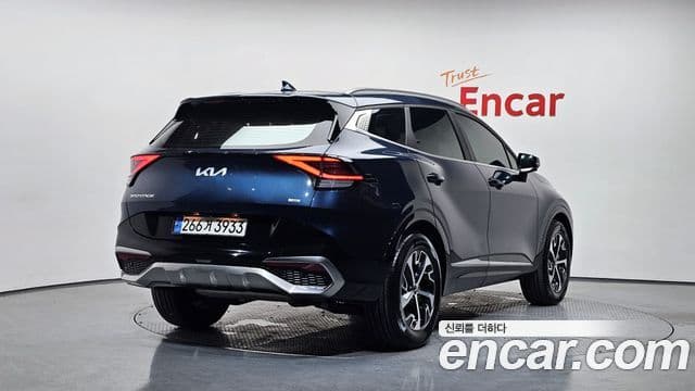 Kia Sportage 2022 — ფოტო 2/20