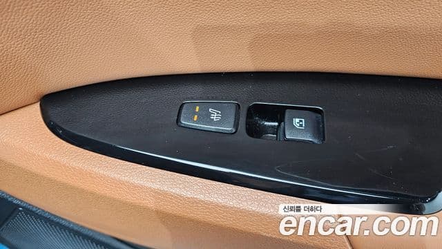 Kia Sportage 2022 — ფოტო 19/20