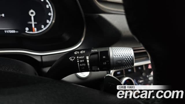 Genesis GV80 2021 — ფოტო 8/32