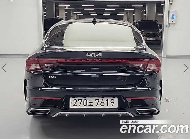 Kia K5 2023 — ფოტო 2/19