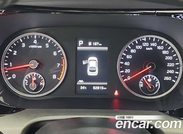 Kia K5 2023 — ფოტო 5/19