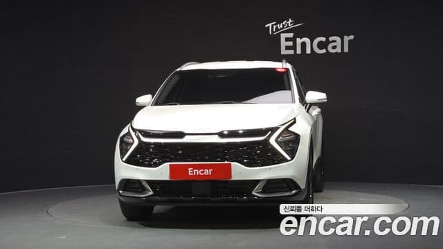 Kia Sportage 2022 — Фото 3/20