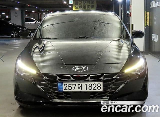 Hyundai Avante 2022 — Фото 1/20