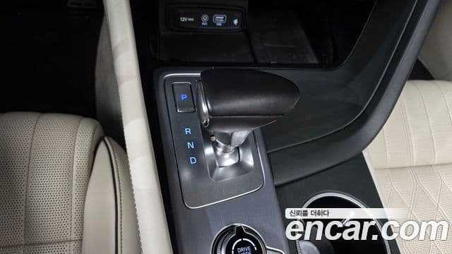 Genesis G70 2019 — ფოტო 8/20