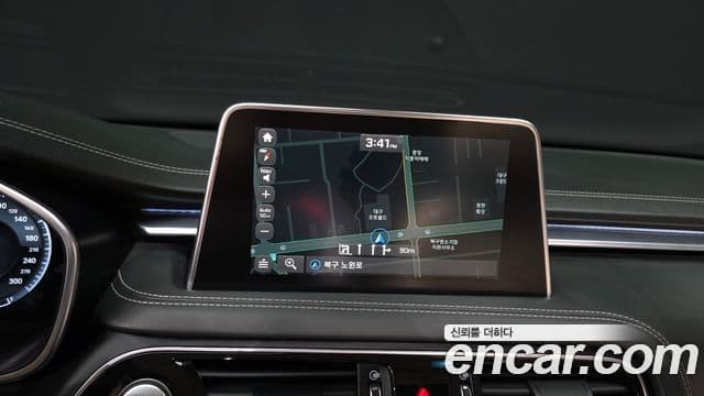Genesis G70 2019 — ფოტო 15/20