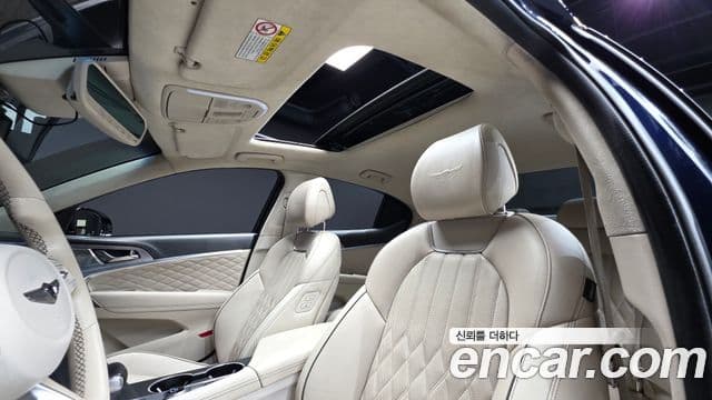 Genesis G70 2019 — ფოტო 18/20