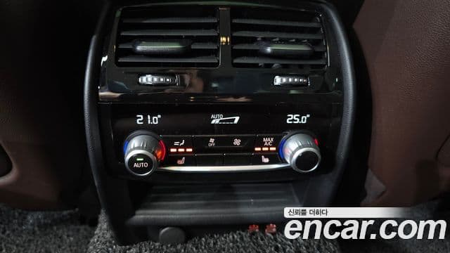 BMW 5 Series 2021 — ფოტო 6/32