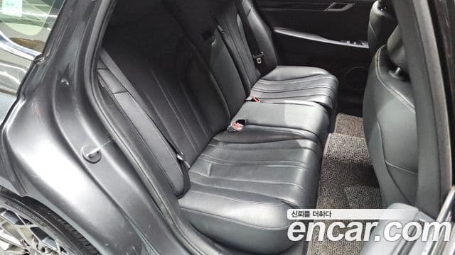 Genesis Electrified G80 2020 — Şəkil 11/20