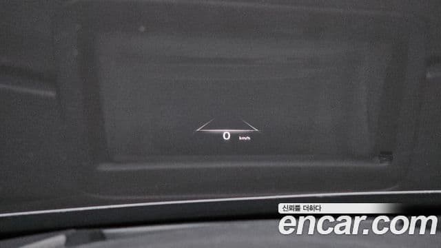 Genesis Electrified G80 2020 — Şəkil 19/20