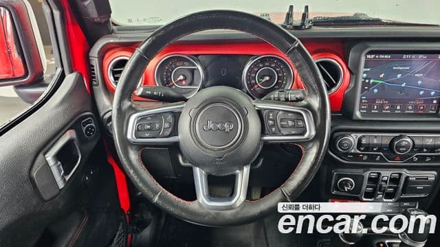 Jeep Wrangler 2019 — ფოტო 8/29