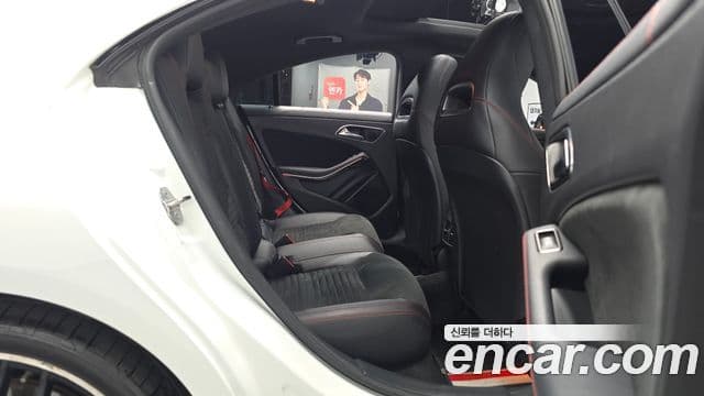 Mercedes-Benz CLA-Class 2019 — ფოტო 12/20
