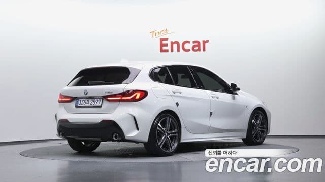 BMW 1 Series 2021 — Şəkil 2/20