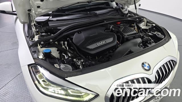 BMW 1 Series 2021 — Şəkil 6/20