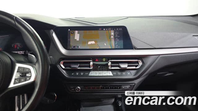 BMW 1 Series 2021 — Şəkil 14/20