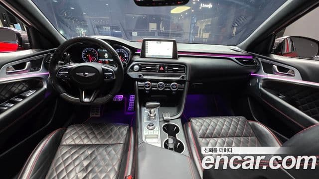 Genesis G70 2018 — ფოტო 15/20