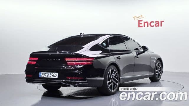 Genesis Electrified G80 2024 — Şəkil 2/20