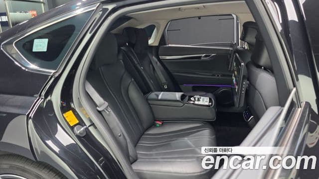 Genesis Electrified G80 2024 — Şəkil 11/20