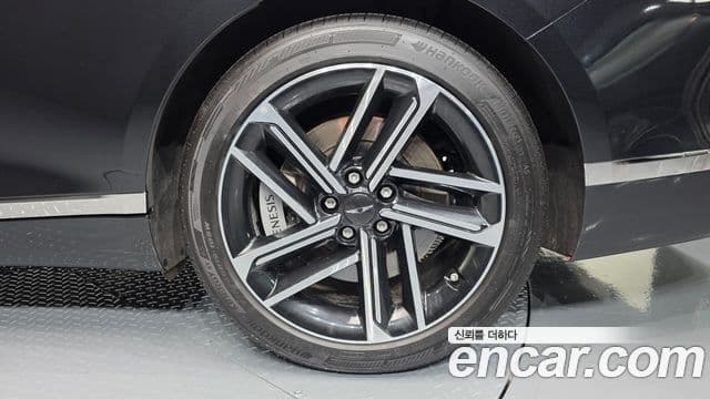 Genesis G80 2024 — Photo 36/36