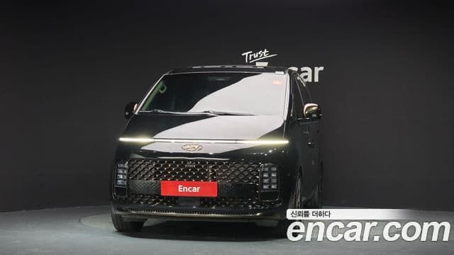Hyundai Staria 2021 — Şəkil 3/20