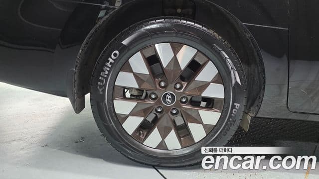 Hyundai Staria 2021 — Photo 35/35