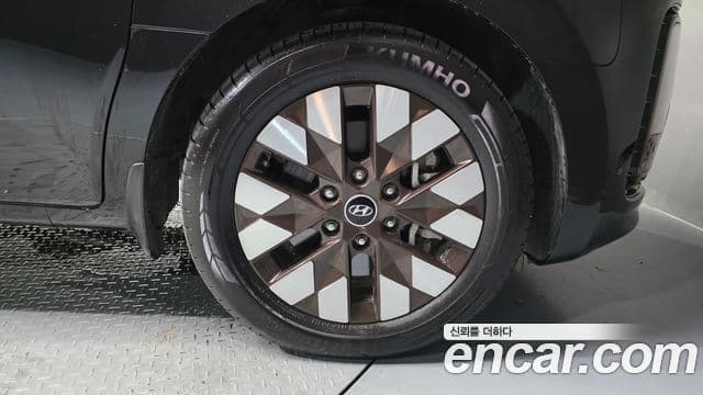 Hyundai Staria 2021 — Photo 31/35
