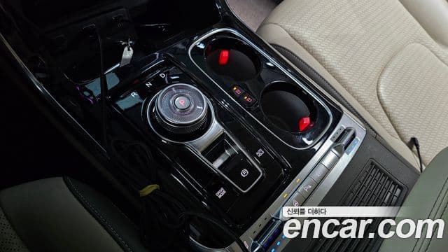 Kia Carnival 2021 — Şəkil 9/20