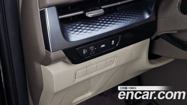 Kia Carnival 2021 — Şəkil 14/20