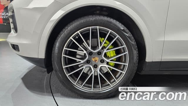 Porsche Cayenne 2021 — Şəkil 5/20