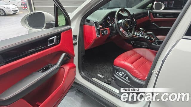 Porsche Cayenne 2021 — Şəkil 10/20