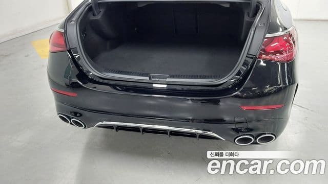 Mercedes-Benz E-Class 2025 — Şəkil 11/17