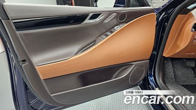 Genesis G80 2023 — Photo 11/34