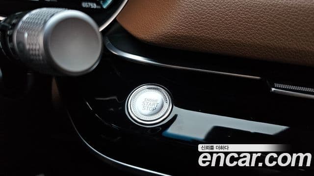 Genesis G80 2023 — Photo 8/34