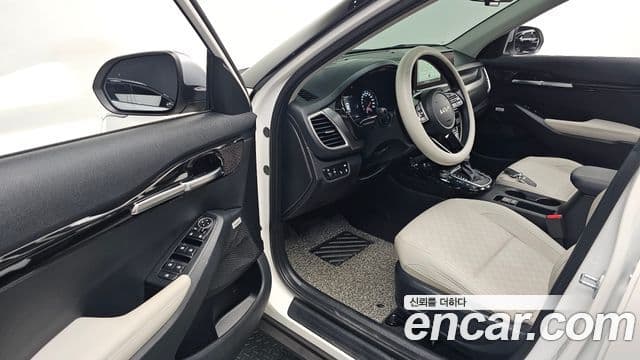 Kia Seltos 2021 — Şəkil 10/20