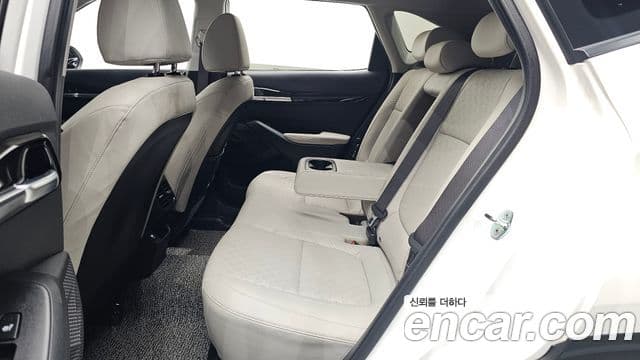 Kia Seltos 2021 — Şəkil 12/20