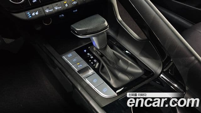 Hyundai Avante 2022 — ფოტო 9/20