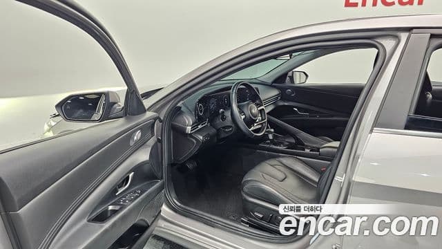 Hyundai Avante 2022 — ფოტო 10/20