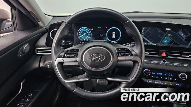 Hyundai Avante 2022 — ფოტო 13/20