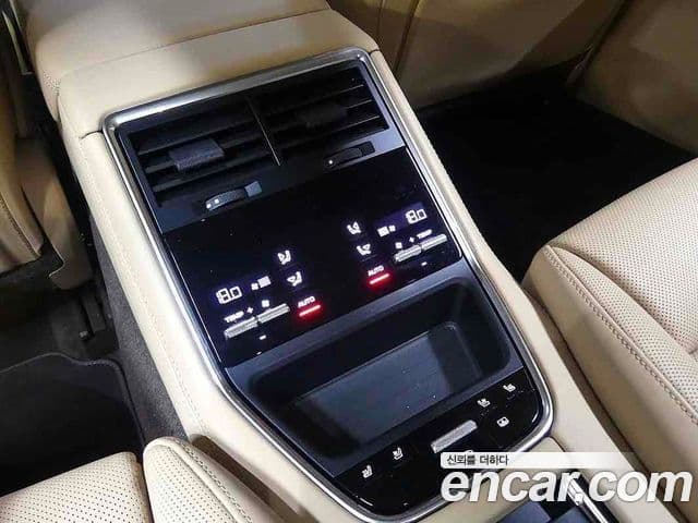 Porsche Panamera 2024 — Photo 9/19
