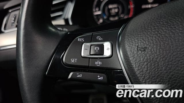Volkswagen Arteon 2019 — Şəkil 15/20