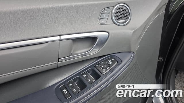 Hyundai Sonata Hybrid 2022 — ფოტო 21/31