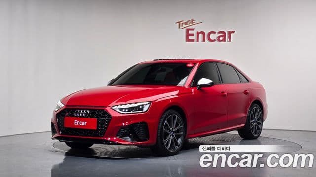 Audi A4 2021 — ფოტო 1/20