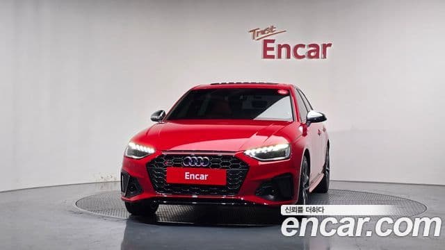 Audi A4 2021 — ფოტო 3/20