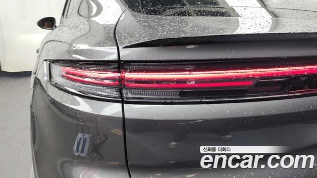 Porsche Cayenne 2025 — Photo 3/35