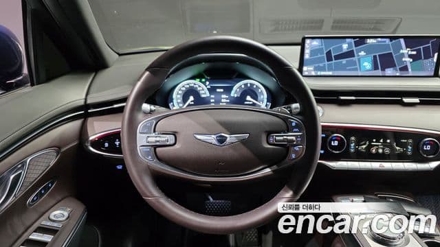 Genesis GV70 2021 — ფოტო 13/20