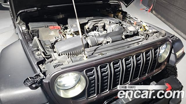 Jeep Gladiator 2020 — ფოტო 6/20