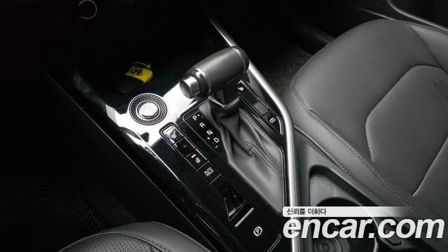 Kia Niro 2022 — Şəkil 9/20
