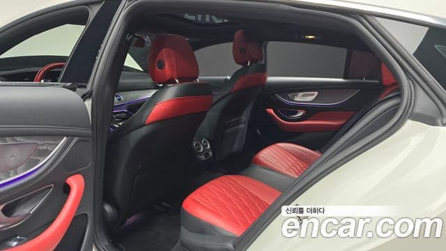 Mercedes-Benz AMG GT 2023 — Photo 2/20