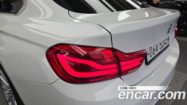 BMW 4 Series 2018 — ფოტო 8/35