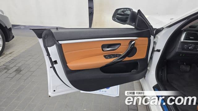 BMW 4 Series 2018 — ფოტო 10/35